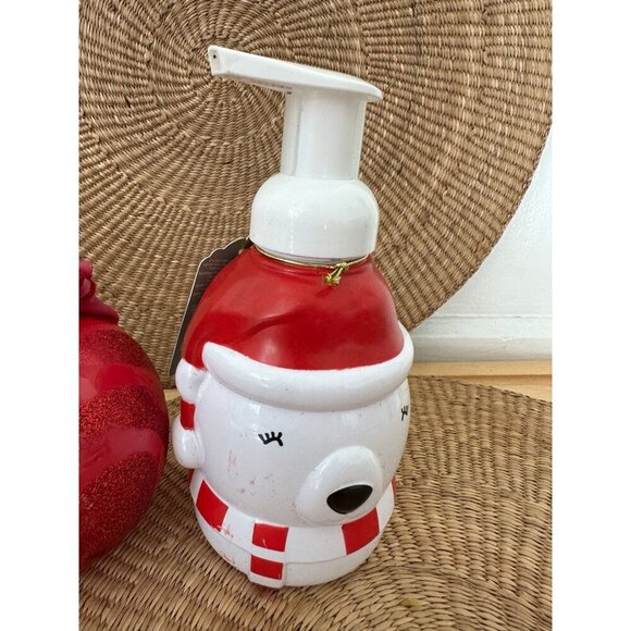 4 piece Christmas soap - Picture 2 of 10